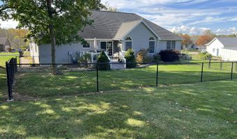 2499 Crestwood Dr, Adrian, MI 49221