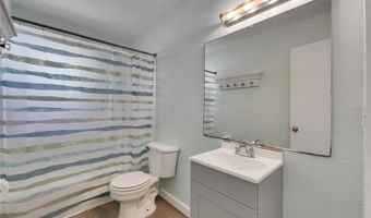 1049 APOLLO BEACH Blvd D, Apollo Beach, FL 33572