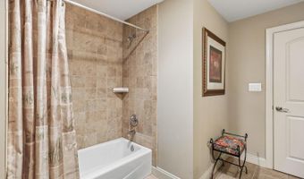 5114 WESSLING Ln, Bethesda, MD 20814
