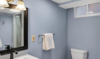 6282 15TH Rd N, Arlington, VA 22205