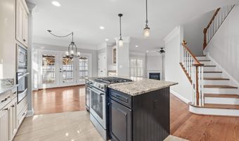 8047 FAIRFAX Rd, Alexandria, VA 22308