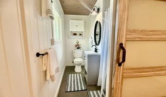 650 Oneawa St A, Kailua, HI 96734