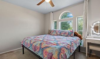 202 Wayne Dr, Aledo, TX 76008