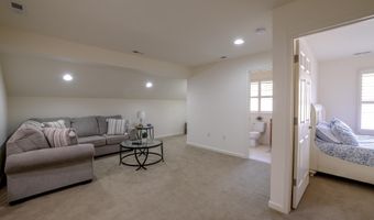 31 GARDEN Path, Barnegat, NJ 08005