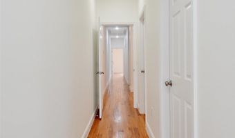 92 W 6TH St, Bayonne, NJ 07002