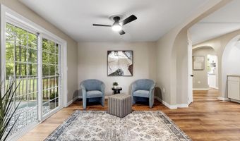 49 Sebbins Pond Dr, Bedford, NH 03110