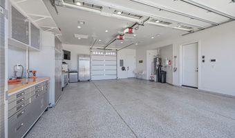 2717 Port Isabel Way, Bullhead City, AZ 86429