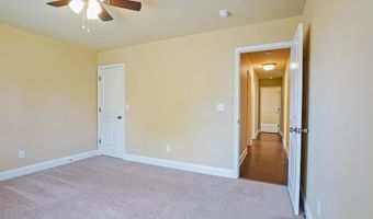 1136 SILVER CREEK Ln, Alabaster, AL 35007