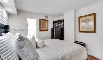 18151 NE 31st Ct PH205, Aventura, FL 33160