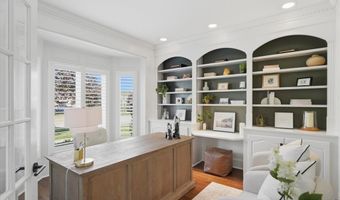 218 Chesapeake Dr, Adams Twp., PA 15044