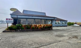 925 CHETCO Ave, Brookings, OR 97415