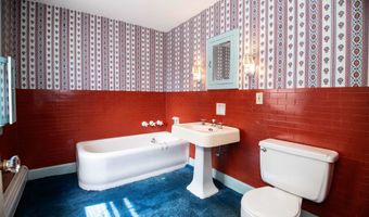341 Tremont St, Barre, VT 05641