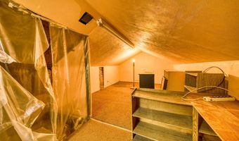 323 L St, Carlsbad, NM 88220