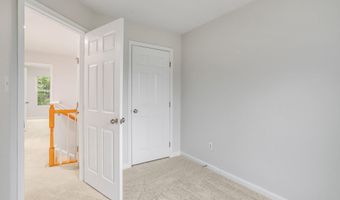 41758 CYNTHIA Ter, Aldie, VA 20105