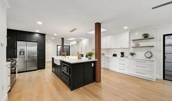 4367 Summit Dr, La Mesa, CA 91941