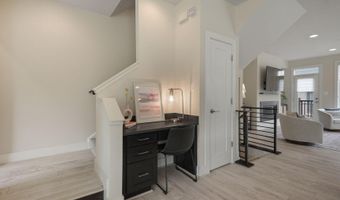 10374 JACOBSEN St, Bethesda, MD 20817