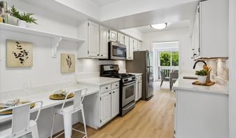 5222 POOKS HILL Rd #E-31, Bethesda, MD 20814