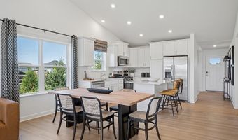 869 150th Ln NW, Andover, MN 55304