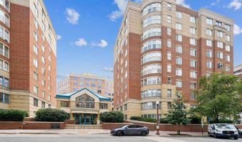 3830 9TH St N 606W, Arlington, VA 22203