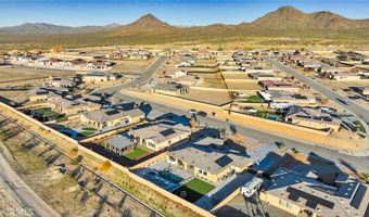 17066 Takipi Rd, Apple Valley, CA 92307