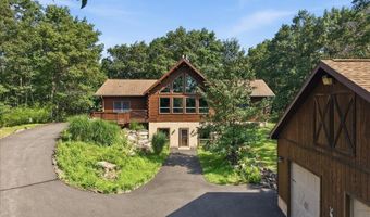 14 E Point Rd, Albrightsville, PA 18210