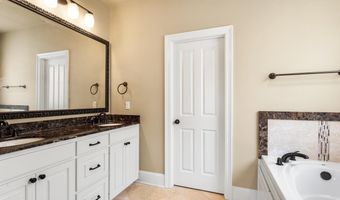 8272 Valencia Ct, Baton Rouge, LA 70820