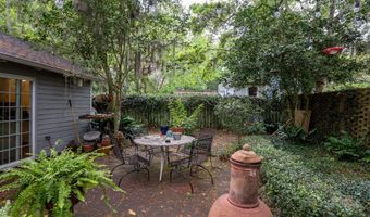 2301 Hermitage Rd, Beaufort, SC 29902