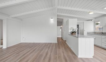 2222 Apoepoe St, Pearl City, HI 96782