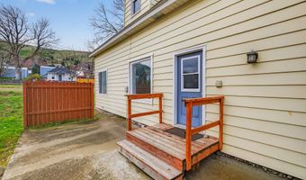 815 2nd St, Asotin, WA 99402