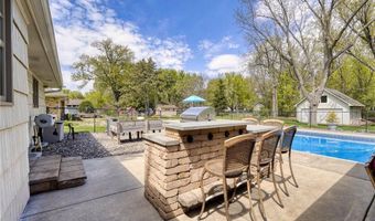 711 Benton St, Anoka, MN 55303