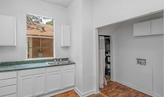 323 Wilkinson St, Shreveport, LA 71104
