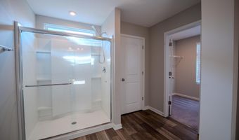 319 Honeysuckle St, Ashville, OH 43103