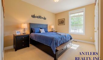 813 35th St, Cody, WY 82414