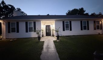 6043 Holly Dr, Bay St. Louis, MS 39520