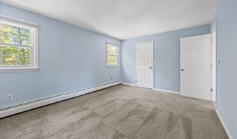 79 Strawberry Hill Rd, Bristol, CT 06010