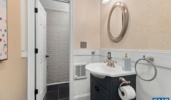 23 LOOKAWAY HILLS Dr, Afton, VA 22920