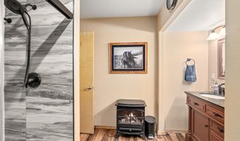 17544 E Arapaho Rd, Bayview, ID 83803