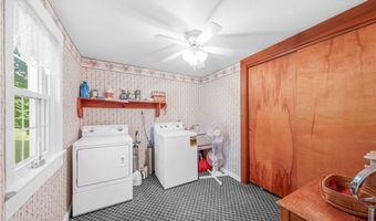 11167 Lair Rd NE, Alliance, OH 44601