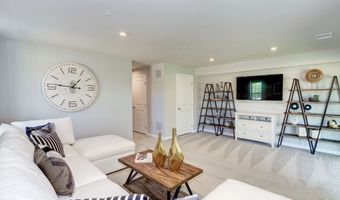 44 Halifax Rd, Bayville, NJ 08721