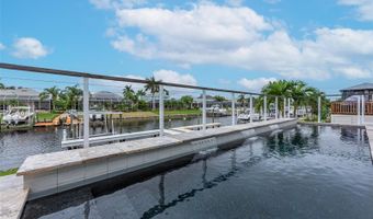 5305 WISHING ARCH Dr, Apollo Beach, FL 33572