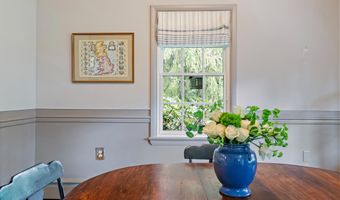 214 WARDOUR Dr, Annapolis, MD 21401