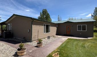 190 Meadow Rd, Challis, ID 83226
