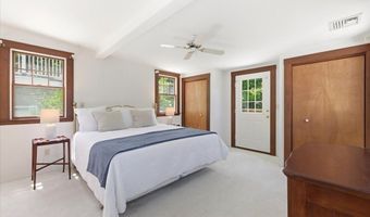 2445 Centre St, Boston, MA 02132
