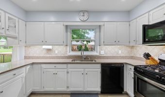 1113 Glendale Ave, Adrian, MI 49221