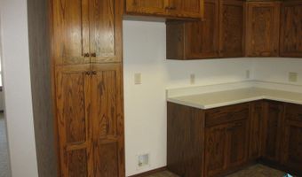 525 Valley View Ave, Baltic, SD 57003