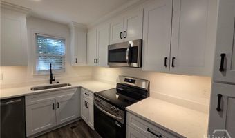 145 Heatherwood Ln, Athens, GA 30606
