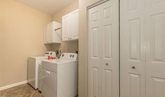 573 Castle Ridge Dr, Ballwin, MO 63021