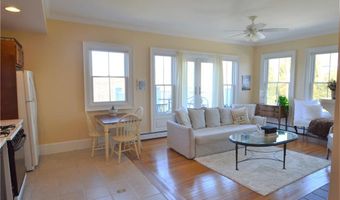 398 Wolcott Ave 4, Middletown, RI 02842
