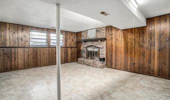 1609 N Glenview Ct, Independence, MO 64056