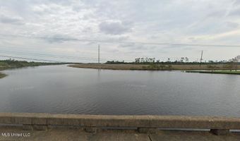 01 7th St, Bay St. Louis, MS 39520